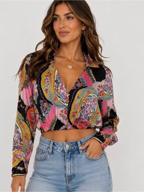 Rachel Zoe Paisley Floral Cropped Blouse Pink Black Rayon Elastic Back S/M EUC